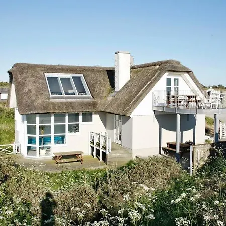 Sleeps 12 Pool Wifi *