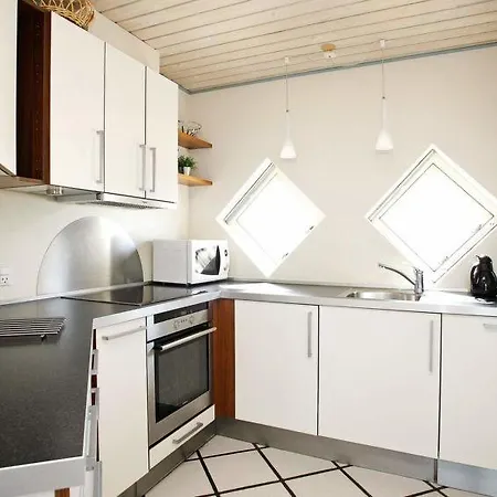 Sleeps 12 Pool Wifi